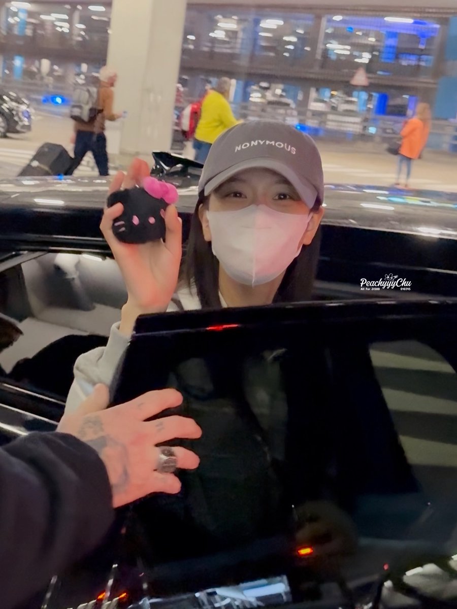 PeachyyyChu tweet media