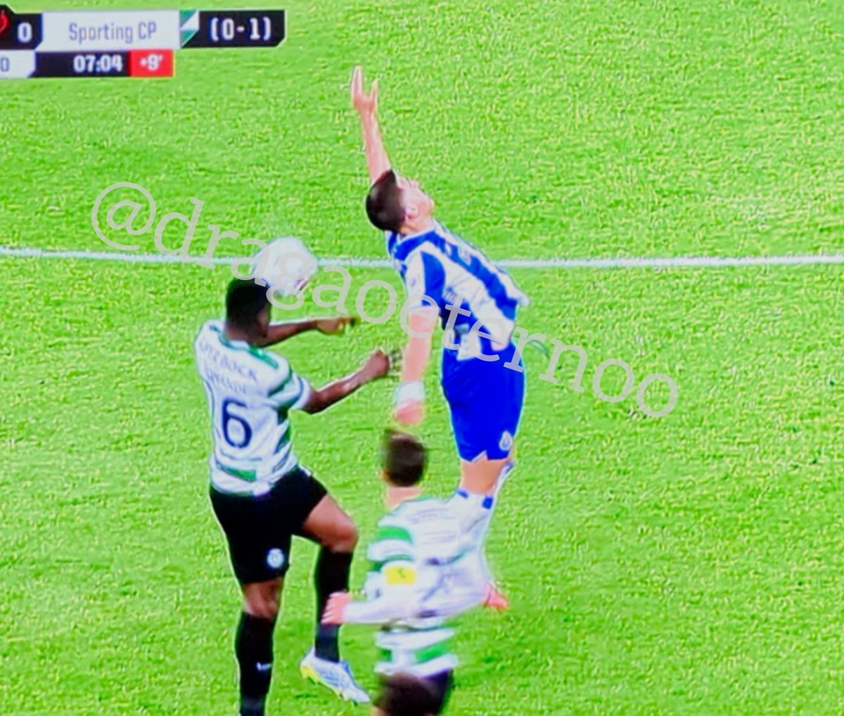DragaoEternoo's tweet image. Falta de Bednarek isto aqui 🙏🏻🙏🏻🙏🏻
#fcp #fcpscp #scp #sporting #fcporto #taçaportugal