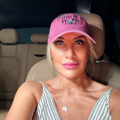 ✈Monica-مونيكا✈️ tweet media