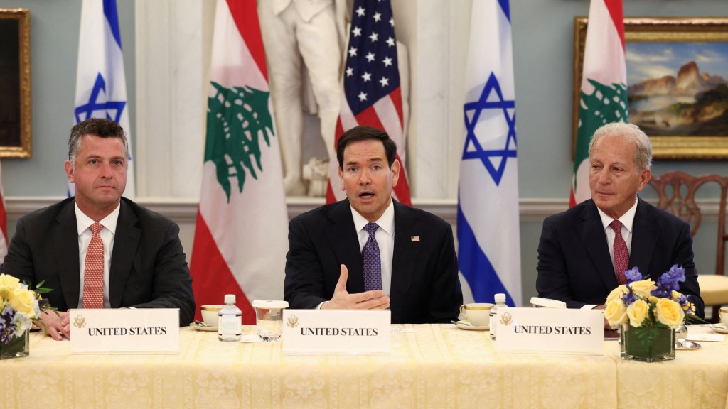 sajjadkazmi946's tweet image. #Israeli and #Lebanese envoys are continuing US-mediated talks in Washington under Secretary of State Marco Rubio, focusing on ceasefire extension and border stabilization. A second round is expected Thursday, following an earlier meeting two weeks ago amid ongoing clashes.