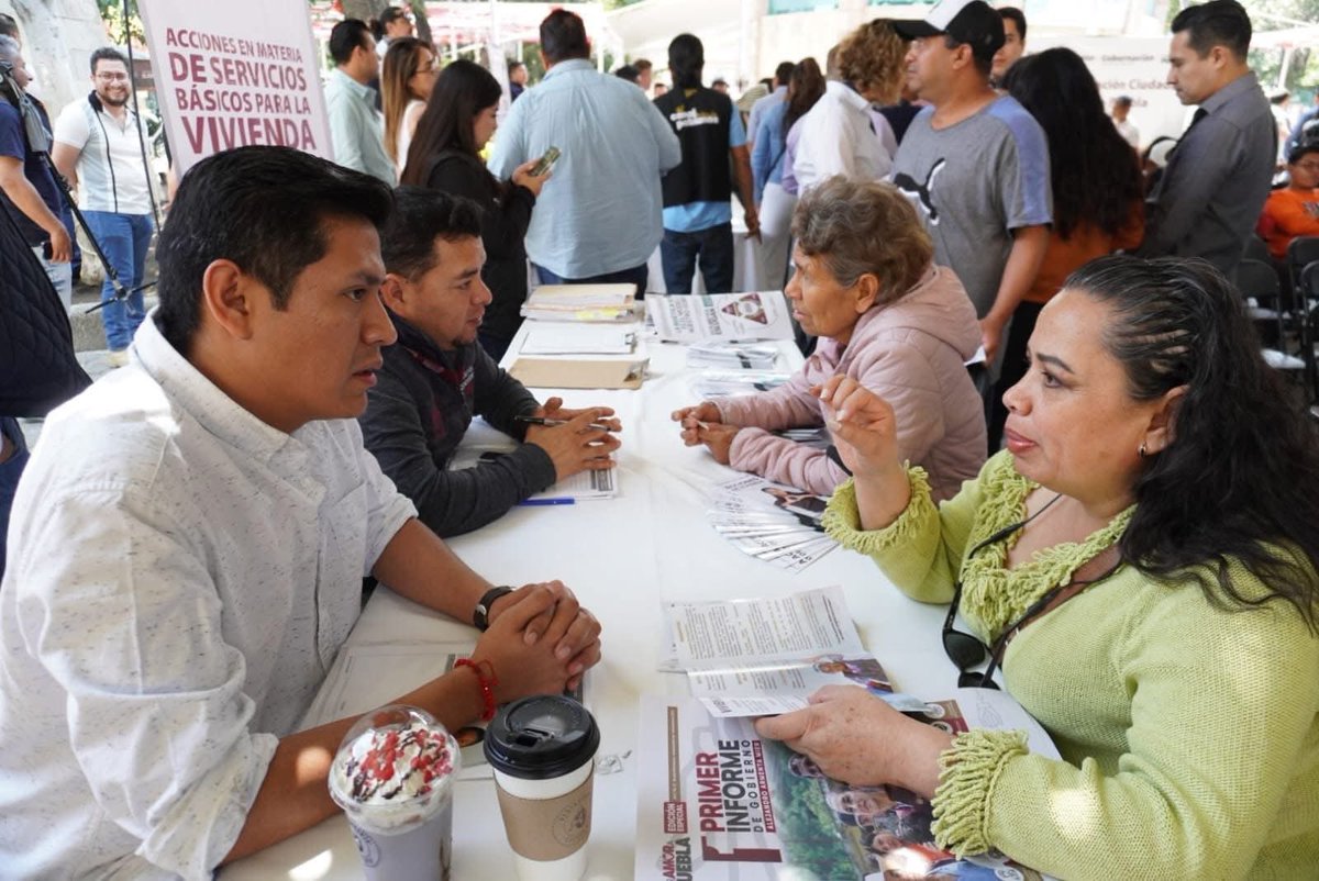 artemisa_laura's tweet image. 🫱🏽‍🫲🏼El #Bienestar es acercar los programas a quienes más los necesitan, eso es trabajar #PorAmorAPuebla 🫶🏼.

En San Martín Texmelucan llevamos la Jornada de Atención Ciudadana con información de programas como #ObraComunitaria, #CoinversiónSocial y apoyos para #Vivienda, entre
