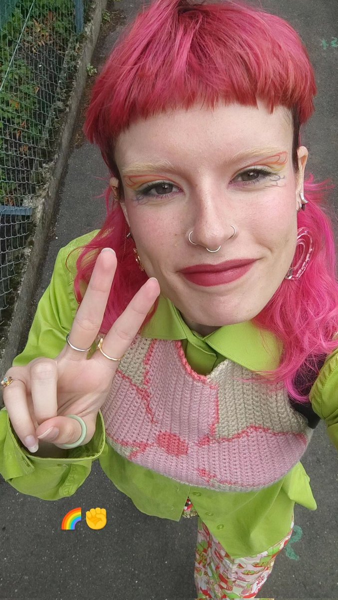 tricematops 💌 tweet media