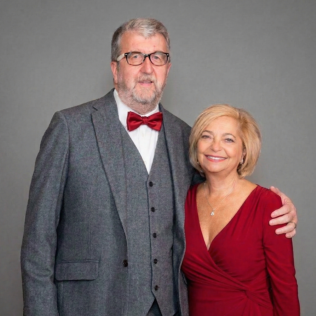 IdahoStateUCoSE's tweet image. An Idaho State University alumni couple is paying forward the kindness they say they received as students with an endowment of their own.

More about the Smithibagian STEM Scholarship at isu.edu/news/2026-spri….

@IdahoStateAlum

#idahostateucose #STEM #scholarship