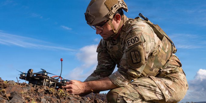 ibrakdbra0's tweet photo. Adm. Paparo said that highly advanced systems are needed to counter sophisticated threats, while more affordable options should be used against simpler targets https://t.co/j66b4YLR7Q