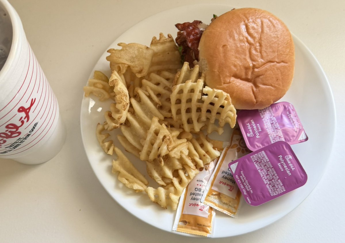 jojo ♡ tweet media