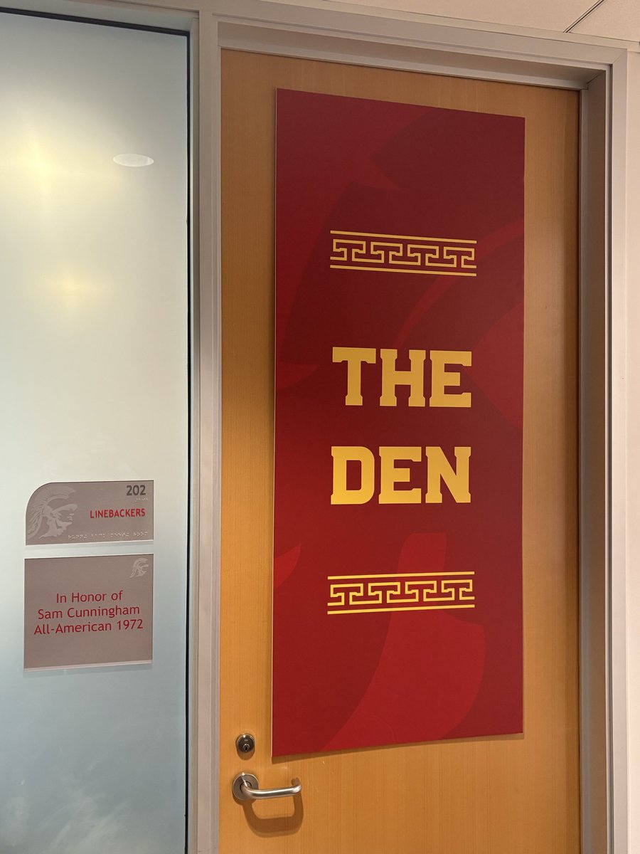 Mike Ekeler tweet media