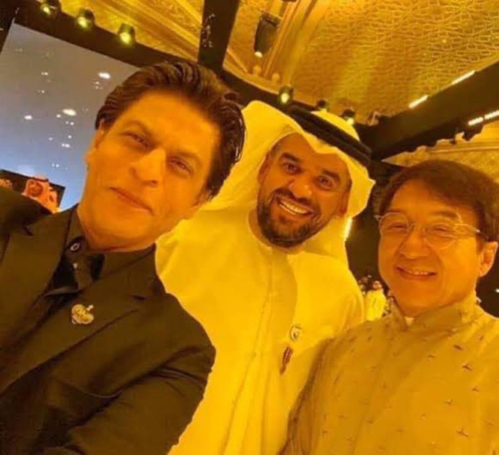 mdryyy0's tweet photo. التايم لاين بعد الترجمه التلقائيه حسبي عليك يا ايلون!!!!!!!!!!!! https://t.co/3RRqqeJaaO