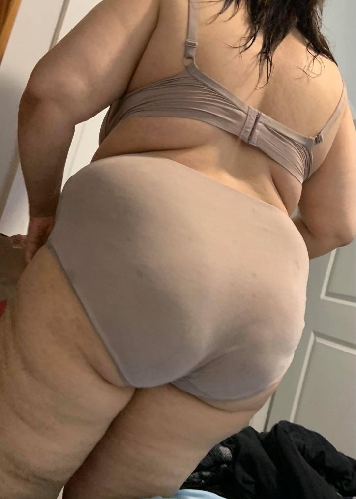 مروة ✝️ 🌙 الفرسة المنكوحة tweet media