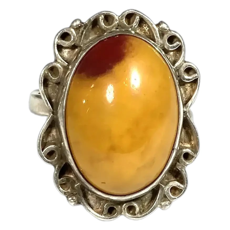 ClarasJewelry's tweet image. Sterling Silver Butterscotch Egg Yolk Amber Cabochon Adjustable Ring Size 7-9
#rubylane #vintage #retro #ring #SterlingSilver #vintagebeginshere #jewelryaddict #giftideas #treasures #mothersday2026
rubylane.com/item/136230-E1…