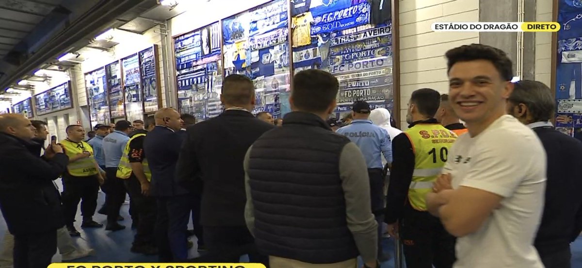 Afinal sempre deixaram passar.