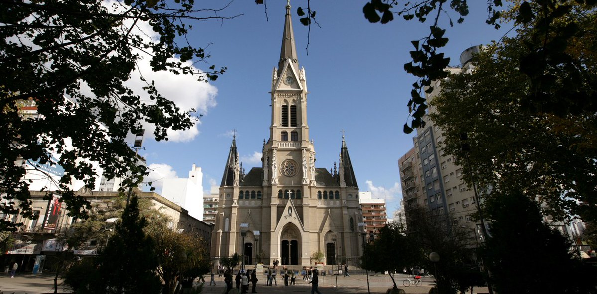 Argentinian Catholic Aesthetics tweet media