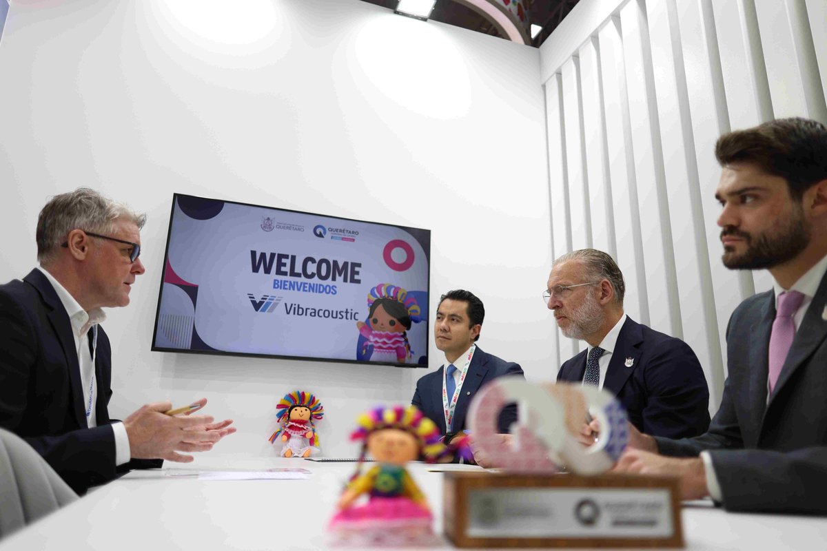 polemicaQro's tweet image. #Querétaro #Proyectos 
Anuncia Marco Del Prete proyecto de Vibracoustic en la Hannover Messe    

@sedesu_qro @mdelprete3 

polemicaqueretaro.com/anuncia-marco-…