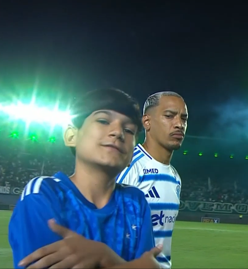 a cara do mp vendo o mlk fazendo o gelado kkkkkkkkkkkkk
