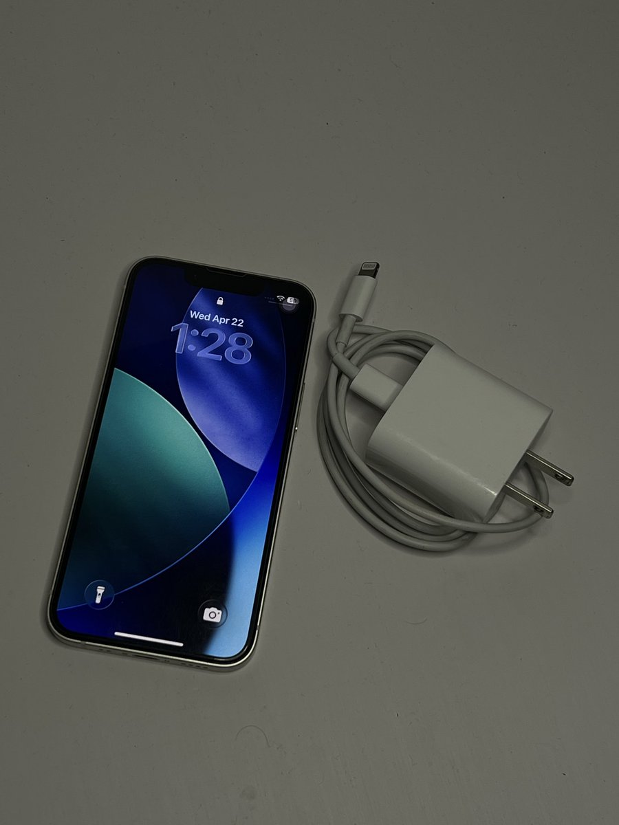 wts lfb ph !

⭑.ᐟ  iphone 13 mini white 128gb - 18k nego
۶ৎ inclusions; case, lighting cord, adapter, &amp; tempered glass

check specs on fb !

MOD: MEET UPS AROUND QC ONLY!
MOP: MAYA, GCASH, BANK TRANSFER, &amp; CASH

tags: ip13 mini white 128gb ph