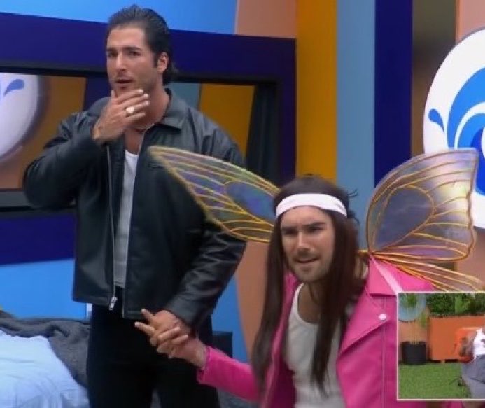 R𝓞x🖤 tweet media