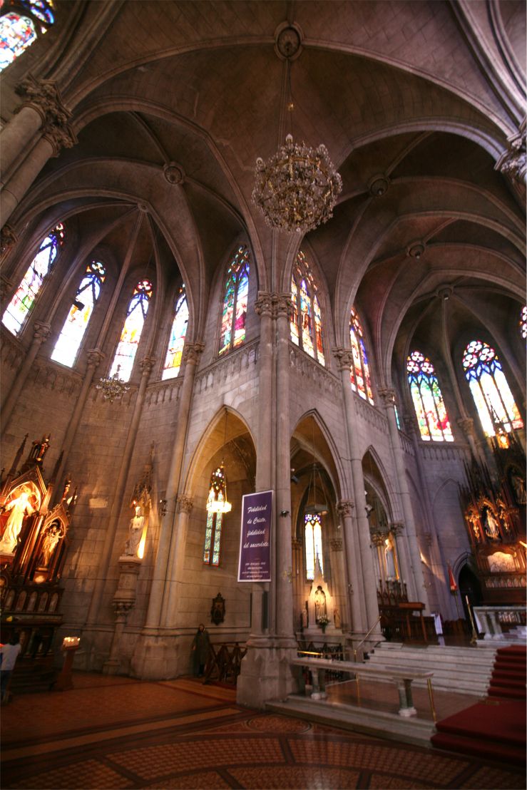 Argentinian Catholic Aesthetics tweet media