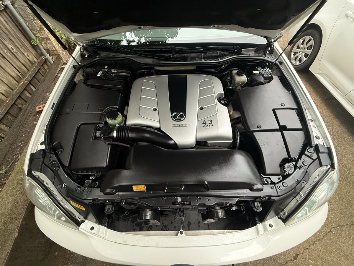 ThreatToMyself tweet media