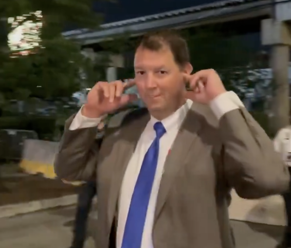 Isi Breen tweet media