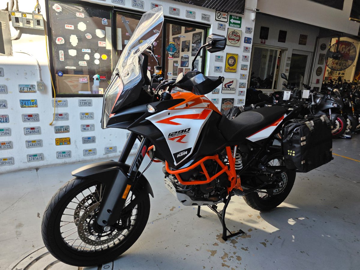 CyclehouseM's tweet image. 📢‼️️𝗗𝗜𝗦𝗣𝗢𝗡𝗜𝗕𝗟𝗘‼️📢

📣️APROVECHA Y ADQUIERE ESTA MOTO AUN CON PRECIO SIN ARANCELES📣

🏁"PORQUE EL JUGUETE SOLO SE HIZO MAS GRANDE. ¡ ESTRENA TU MOTO ESTE DIA DEL NIÑO!🏁

 ‼️KTM 1290 SUPER ADVENTURE R MODELO:2018 CON 23 MIL MILLAS EN $190,000 PESOS‼️

#seguidores