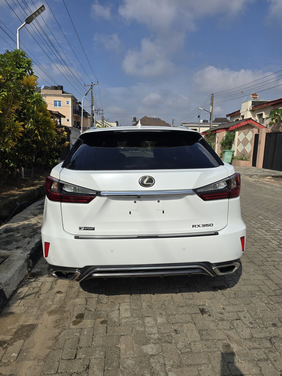 BokimaCyrilAuto's tweet image. Foreign Used 2017, Lexus RX350 FSport SUV. Equipped With 3.5L 6-Plugs, 8-Speed Automatic Petrol Engine. Price: ₦52M

For Payment &amp;amp; Delivery
Kindly Contact: Cyril
@BokimaCyrilAuto
☎️ +2349166624247
📩 bcal.lagos@gmail.com

instagram.com/reel/DWqJMo9Dc…

#bokimacyrilautosltd #bcal_lagos
