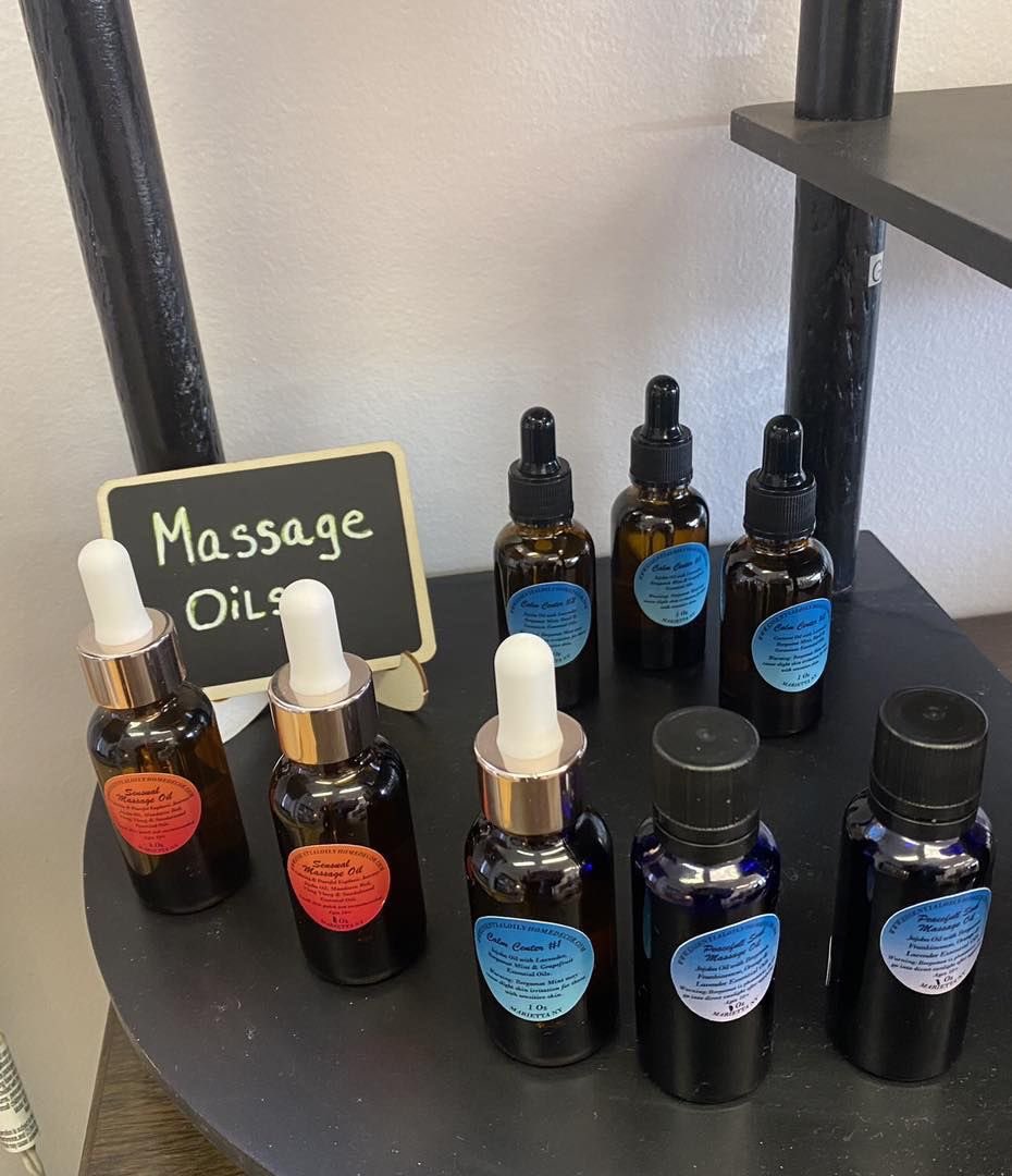 Ruth247612's tweet photo. Massage oil 💧💕😽 https://t.co/xM4hahprmR