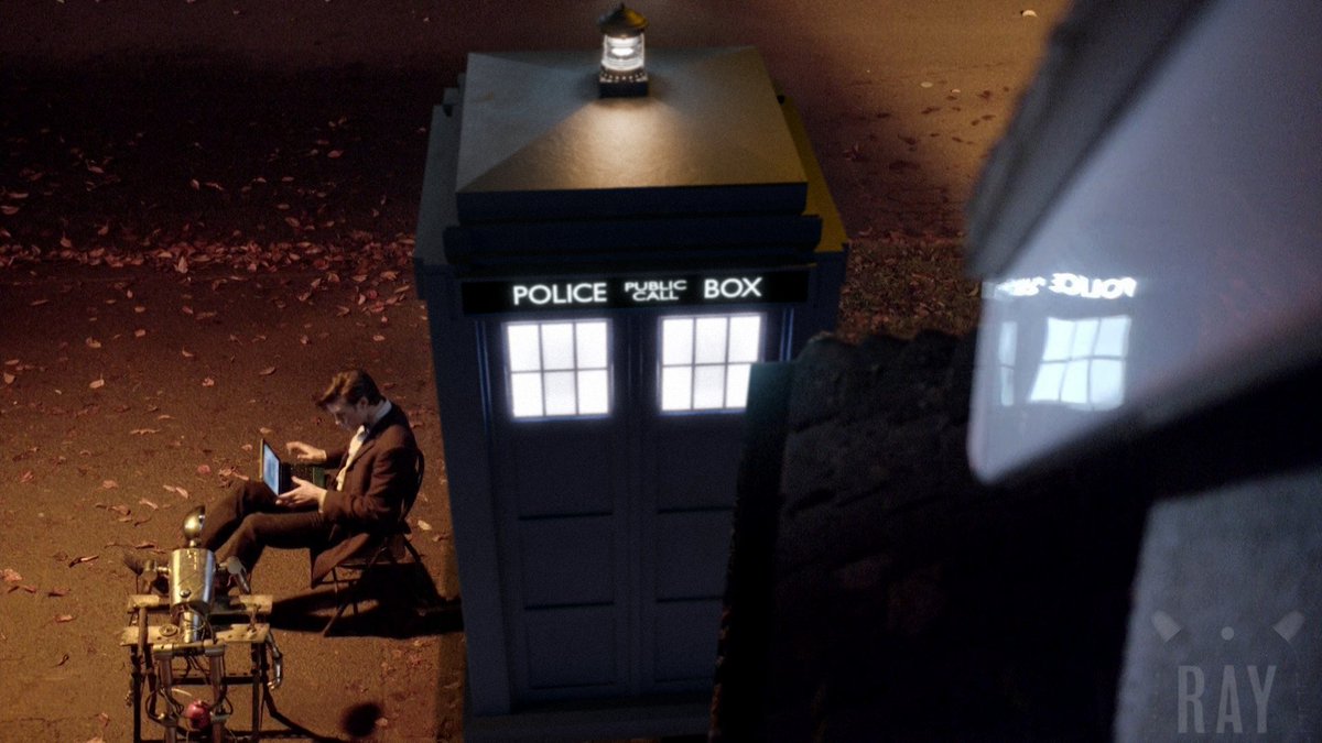 dalekray_'s tweet image. what if render of if the BBC kept D box (S5) for s7B and just repainted it not to much changes tbh but to me it looks nicer

#tardis #doctorwho #doctorwhofanart #blender #blenderrender #B3D #art #render #mattsmith #11thdoctor