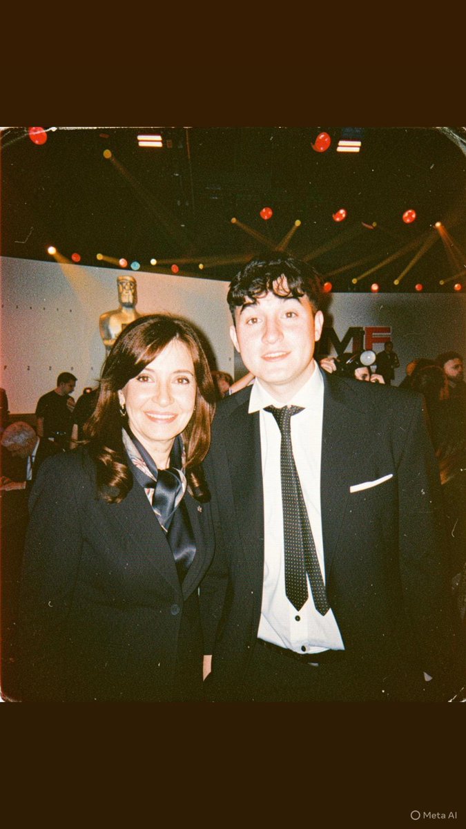 Waffles 🧇 tweet media