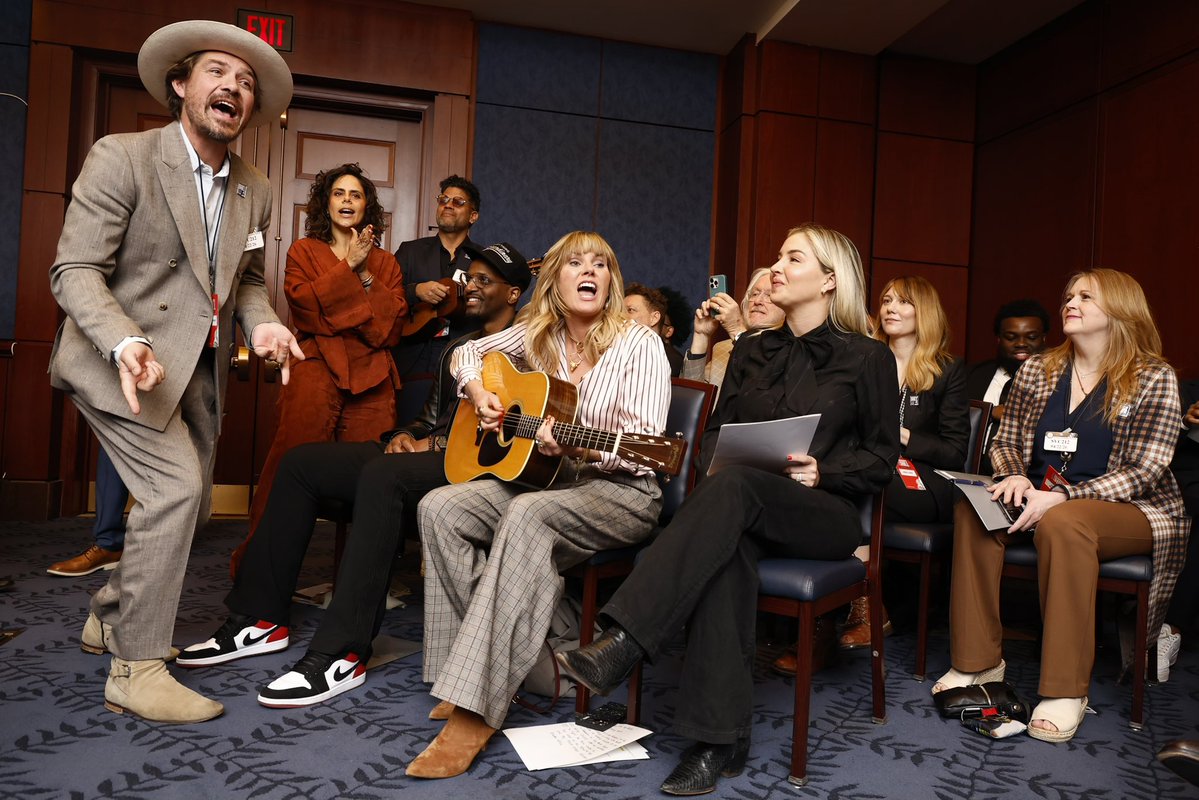 Sen. Marsha Blackburn tweet media