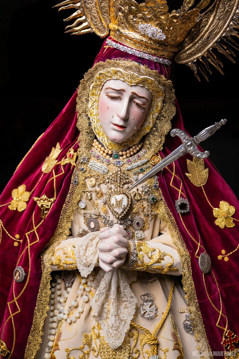 mariocambilj's tweet photo. Esto es Granada. Virgen que apenas consigue las ¿60 mantillas?

Soñar con crear es precioso, y más con las joyas que hay por ahí y que están saliendo a la luz… 

Pero para crear, primero hay que valorar lo que ya hay. A ver si nos enteramos de que Granada no es cofrade. https://t.co/g4qyBuuK7L