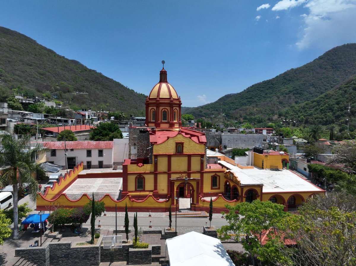 pinformativomx's tweet image. ⛪🤝🏻🙏🏻 Entrega @makugo obra de conservación y restauración de cubiertas de la Parroquia de Santa María de Guadalupe en #Pinal. ⛰️👇🏻
wp.me/p9WcPa-f6Z