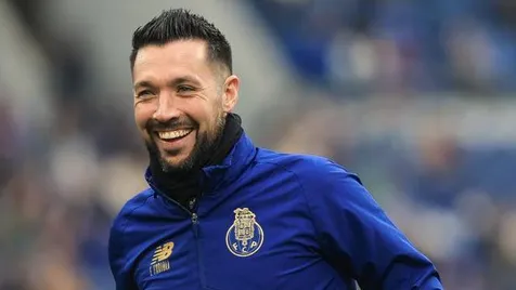 Farioli: "Esmagámo-los a todos os níveis. Deixem-me dizer isto de forma muito clara: o FC Porto está de volta!"