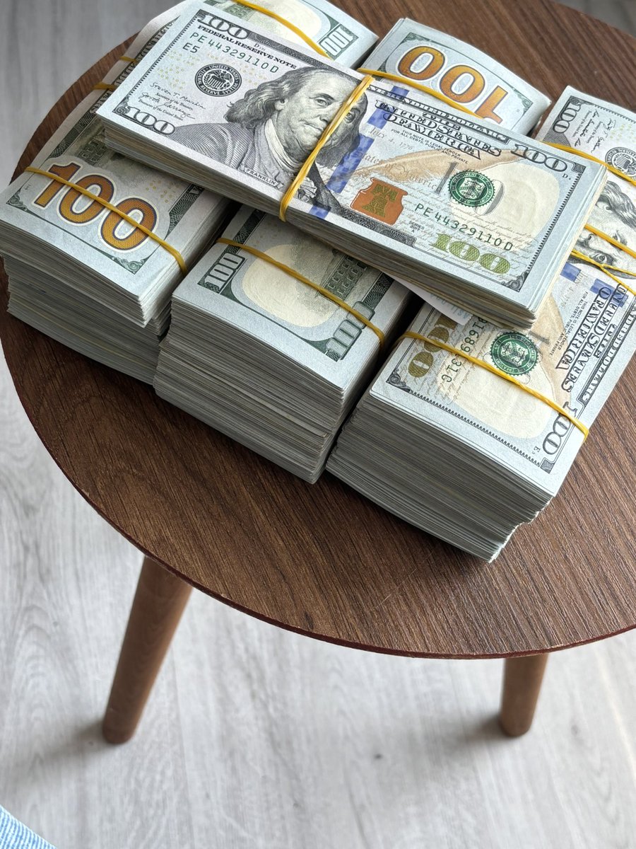 hung arab tweet media