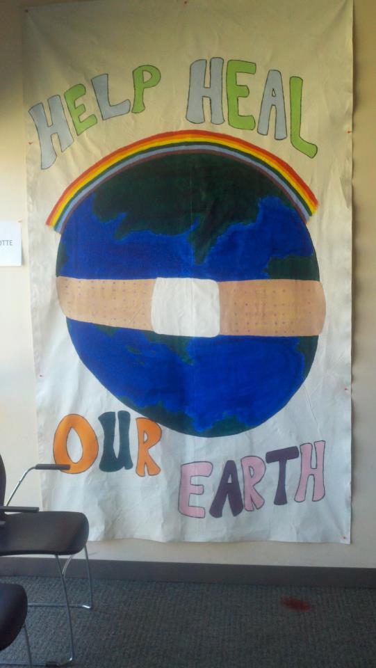 HelpKCKids's tweet photo. 🌎💚 Happy Earth Day from the Clubs! 
Today, we’re celebrating our planet through the creativity of our Club kids — from colorful mural drawings to handmade Earth art. 🎨🌍

#BGCGKC #GreatFuturesStartHere #EarthDay #ClubKids #CreativeLearning #Helpkckids https://t.co/ndo4mt70tB