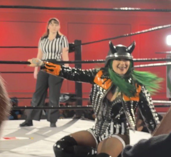 ProXFirefly6's tweet photo. The Indy God Shotzi Blackheart 🖤
#Podermania https://t.co/eZ0G6ZSLil