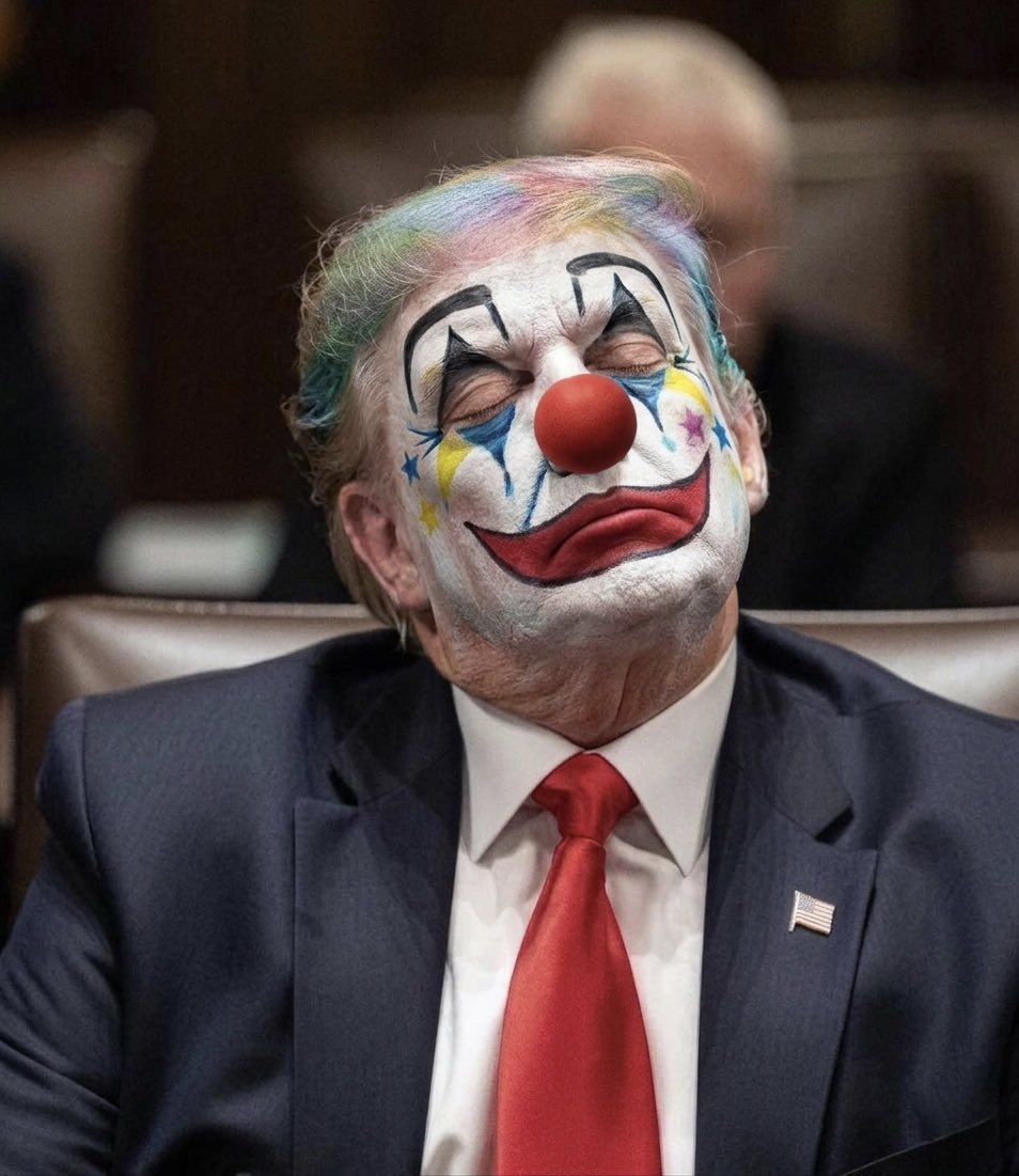 Dark Night tweet media