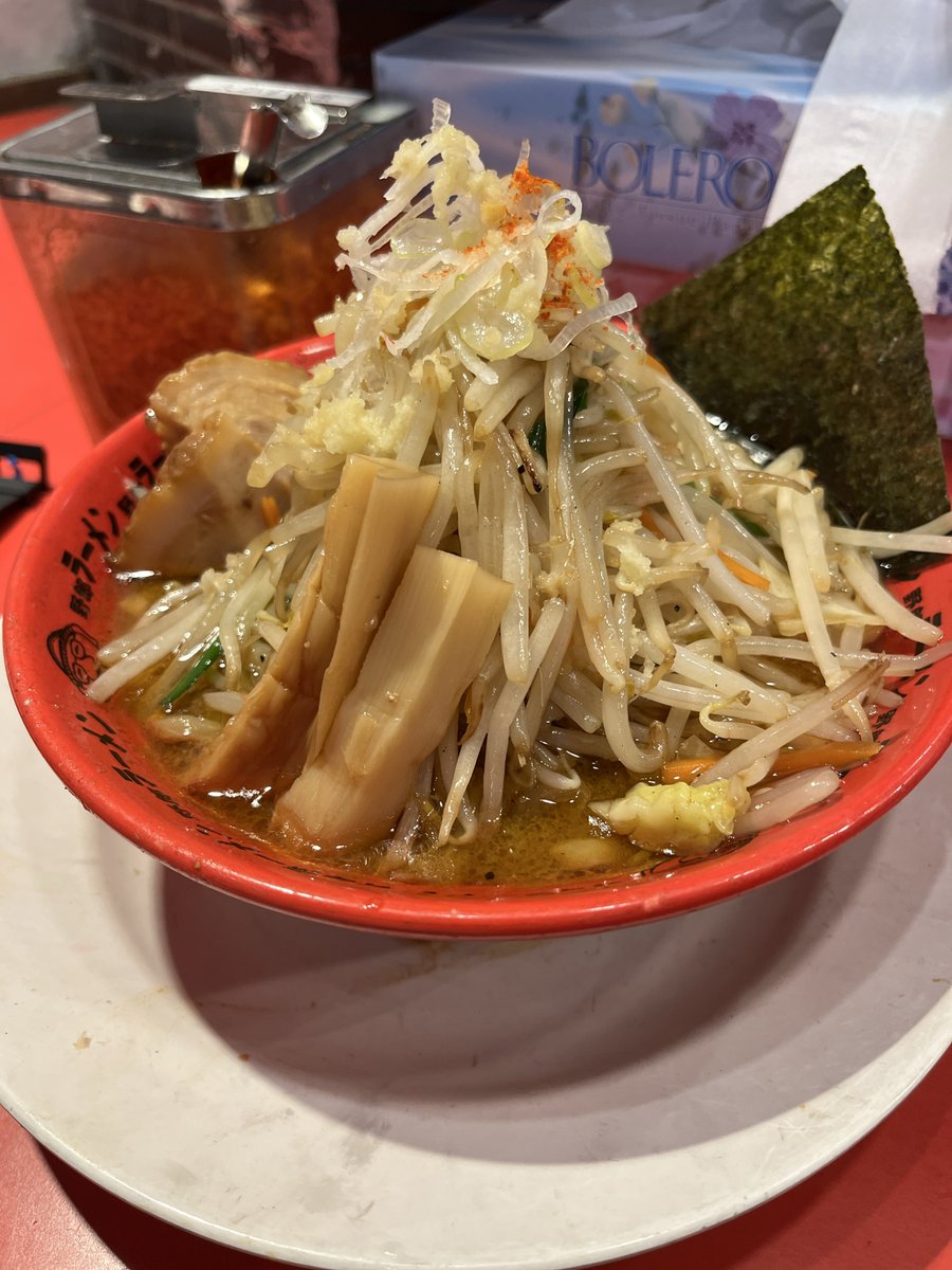 VgWtDsm3GP7Tyc7's tweet image. スタバなう

クーポンで800円の味噌野郎で
ヘルシーにいきます
雨降ってきたので10気圧防水
ファミマシチ ブラックRXに変身
#citizen
#野郎ラーメン