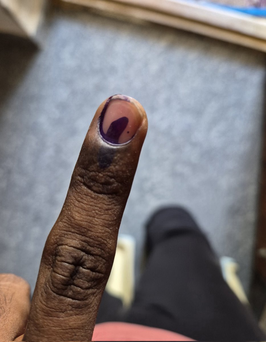 MohanDMS68's tweet image. #MyVote #MyPride 
Voted for the Development ⚫️🔴