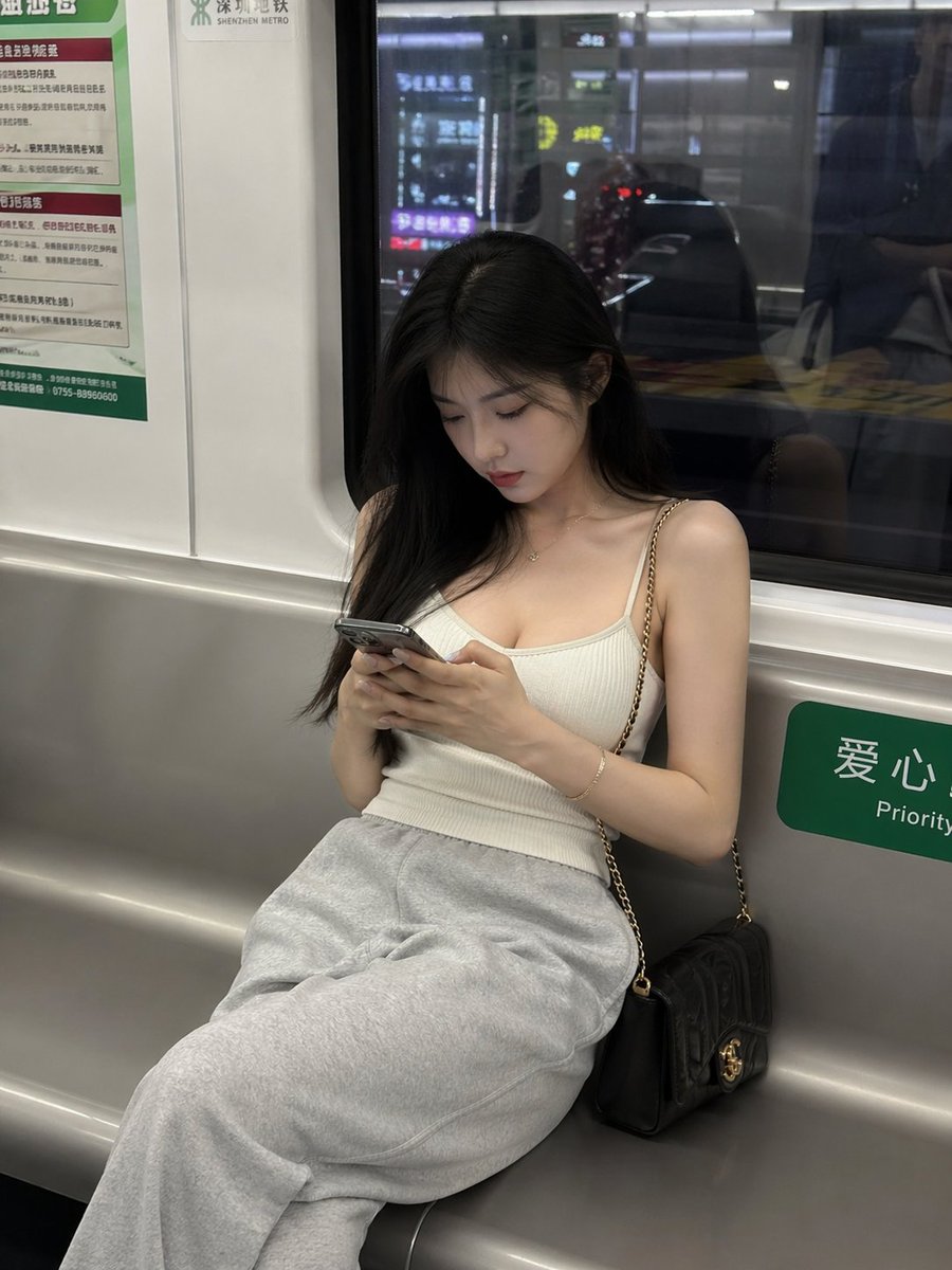 andy tweet media