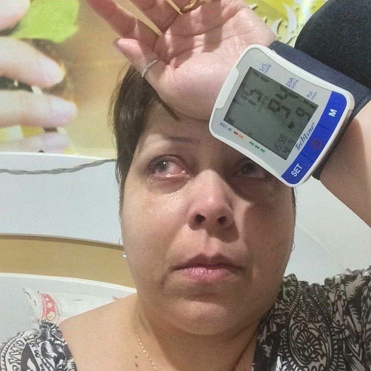 jujikatk's tweet photo. AAAAAA EU QUERO JOGAR TOMODACHI LIFE SÓ POR CAUSA DOS SHIPPS QUE PODEM CRIAR LÁ, MAS NAO TENHO SWITCH 2, que ódio😭😭💔 https://t.co/dxPYEKsDsg
