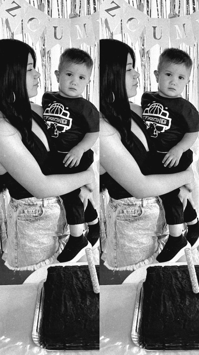 el amor de mi vida siempre
amo ser tu mamá bebé 🧸❤️