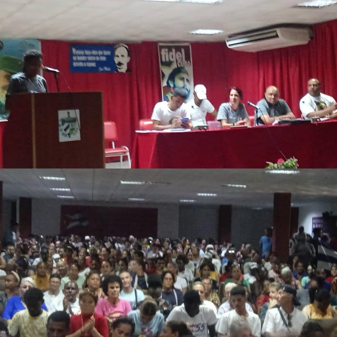 Se desarrolló plenaria en el municipio Cotorro en saludo al 1ro de Mayo.
#CubaVencerá 
#LaHabanaViveEnMí
#GirónEsHoy