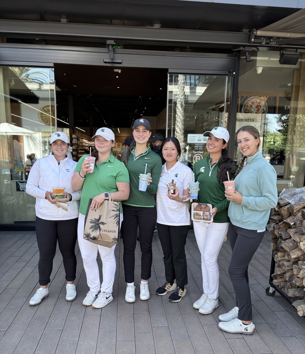 MSU_WGolf's tweet image. What a day in LA!  #greattobeaSpartan #ewewhon #LACC #dintaifung