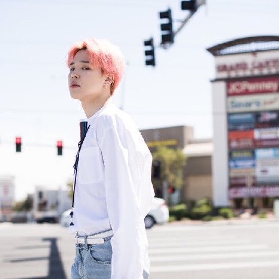 🤨… I didnt hear that🪭 tweet media