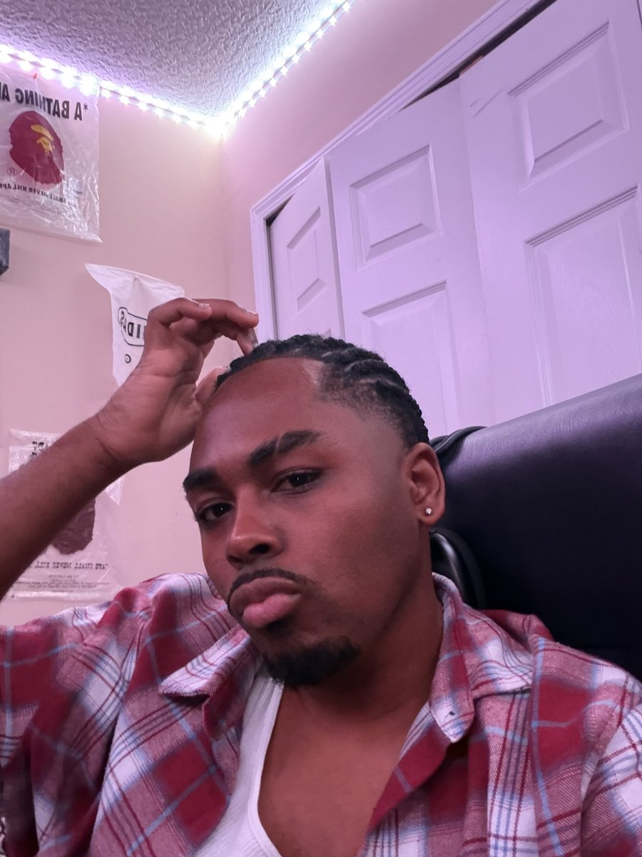 ALIEN SUPERSTAR tweet media