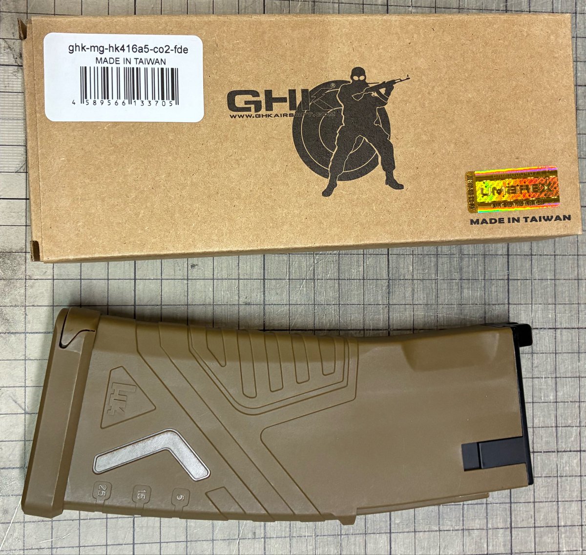 echigoyAkiba_EC's tweet image. 新製品案内です！

UMAREX/GHK
HK415 A5   FDE
11inch CO2ガスブロ
¥120,000-

予備マガジン
¥13,800-

正式ライセンス品
新型Gen3マガジン

作動もかなり迫力があります

宜しくお願いします😊

#ライセンス品
#CO2
#ガスブロ