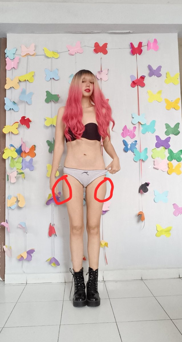 fragil_doll tweet media