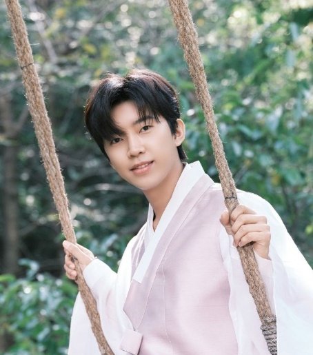 sunok0917's tweet photo. 임영웅 2026년 5월 월페이퍼
최고의가수 음원강자 사랑합니다 

#임영웅 #limyoungwoong
#임영웅_시즌그리팅
#임영웅_시간의노래
#임영웅_월페이퍼
📸 출처 : 물고기뮤직
해당 이미지 등을 이용한 2차 가공 및 상업적 이용은 금지되어 있다는 점 참고 부탁드립니다. https://t.co/wA9FN3RvHL
