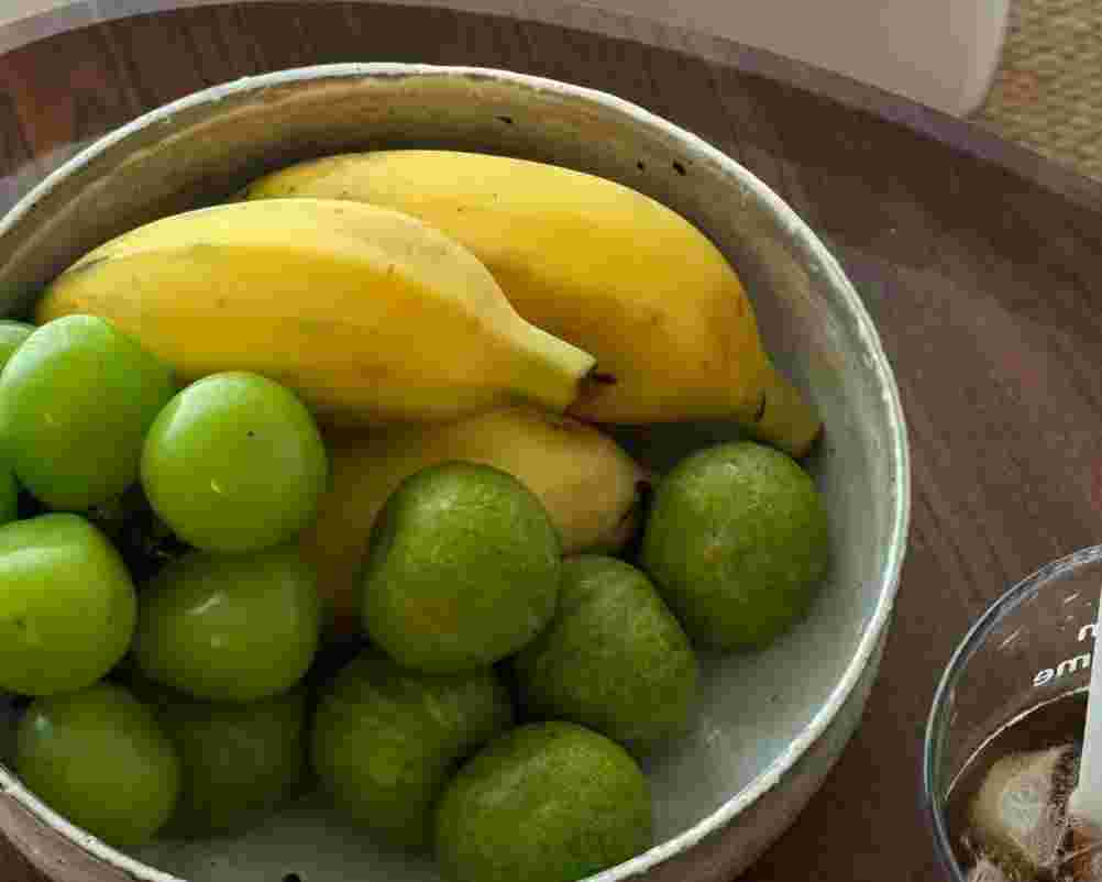 real_time_china's tweet image. As spring arrives, vegetable gardens put on their “spring OOTD”. Which spring fruit or vegetable is your favorite? Let’s bring the fresh flavors of the fields to the table and taste a bite of spring!
#SpringInChina #SpringHarvest #FreshVeggies #HealthyLiving