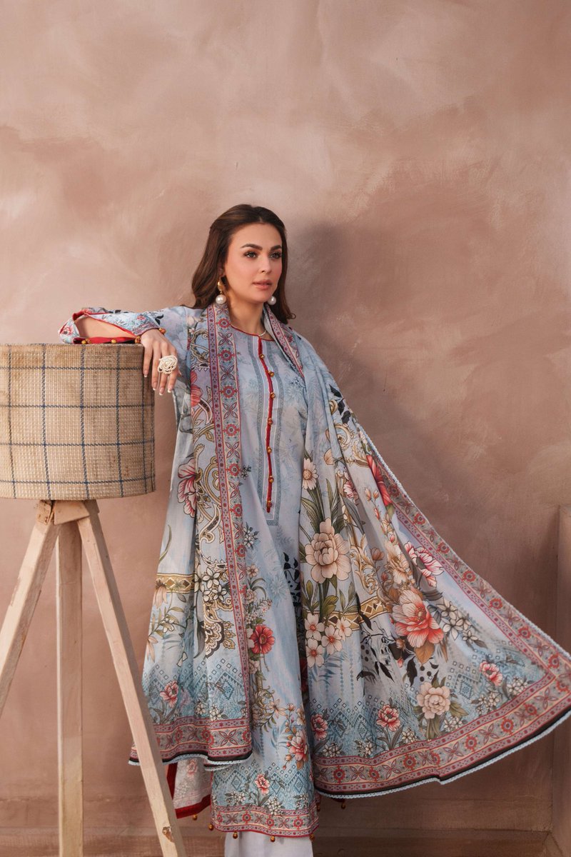 Abukhokhar9299's tweet image. Firdos Lawn: The Name of Quality!

Discover the latest 3pc Digital Printed collection. Sophisticated prints for a perfect summer look.

Available at FAZ Brand House.

WhatsApp: 03403805395

#Firdos #Lawn2026 #DigitalPrint #FAZBrandHouse #Pakistán #fashion #lahore