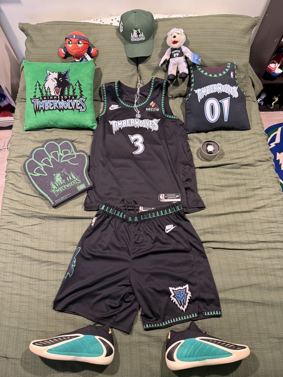 Mikey Torborg tweet media